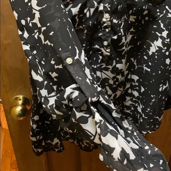 GAP Black and White Sheer Tunic - Picture 5 of 6